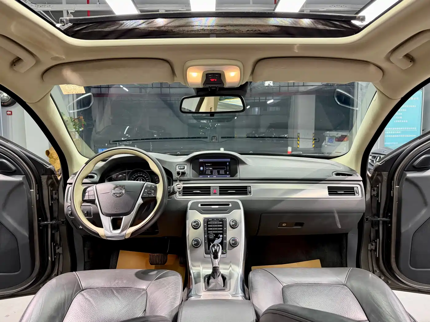 Volvo S80L 2014 2014 2.0T T5 Momentum