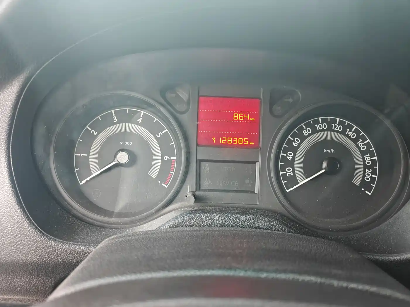 Peugeot 301 2016 1.6L Auto Comfort Edition фото 15