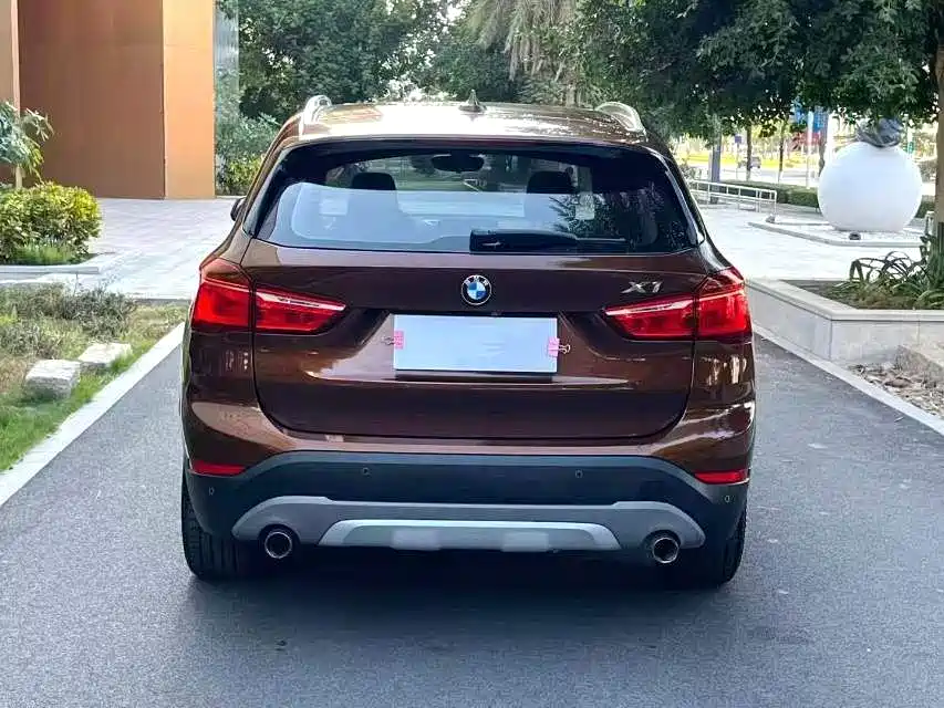 BMW X1 2016 xDrive20Li Luxury Model фото 8