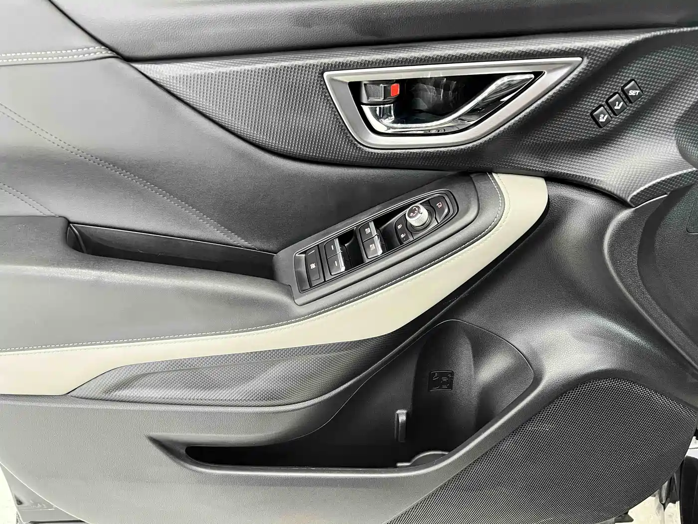 Subaru Forester 2022 2.0i AWD Luxury Edition with EyeSight фото 9