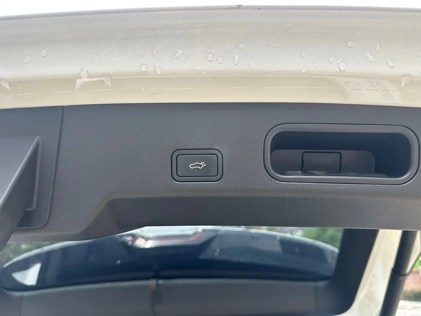 Geely Atlas L 2025 2024 1.5TD DCT Premium Edition