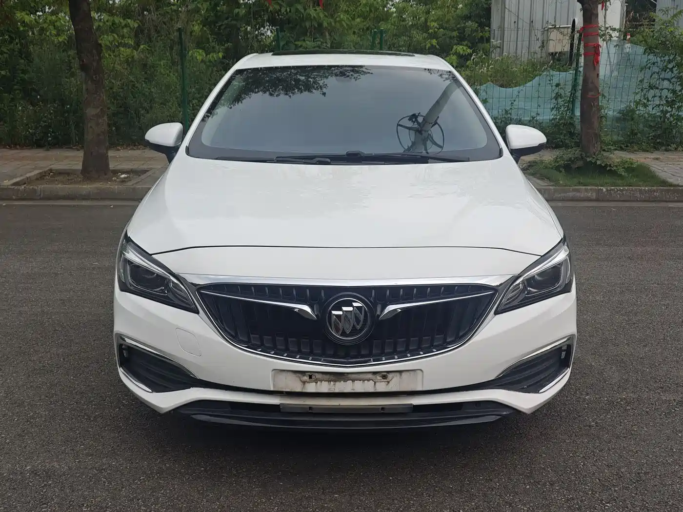 Buick Verano 2019 Sedan 20T Dual Clutch Elite фото 2
