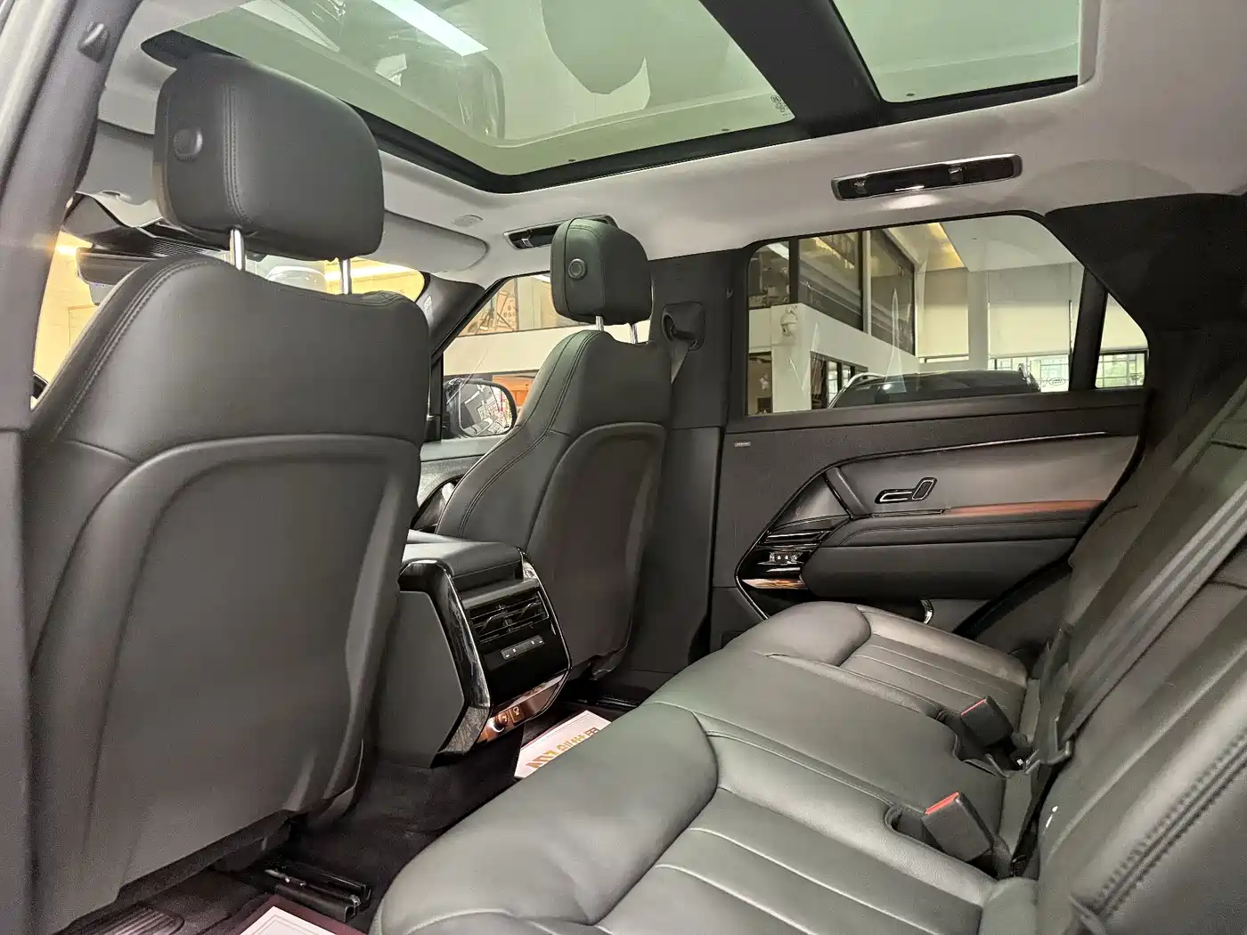 Land Rover Range Rover Sport 2023 360PS S фото 13