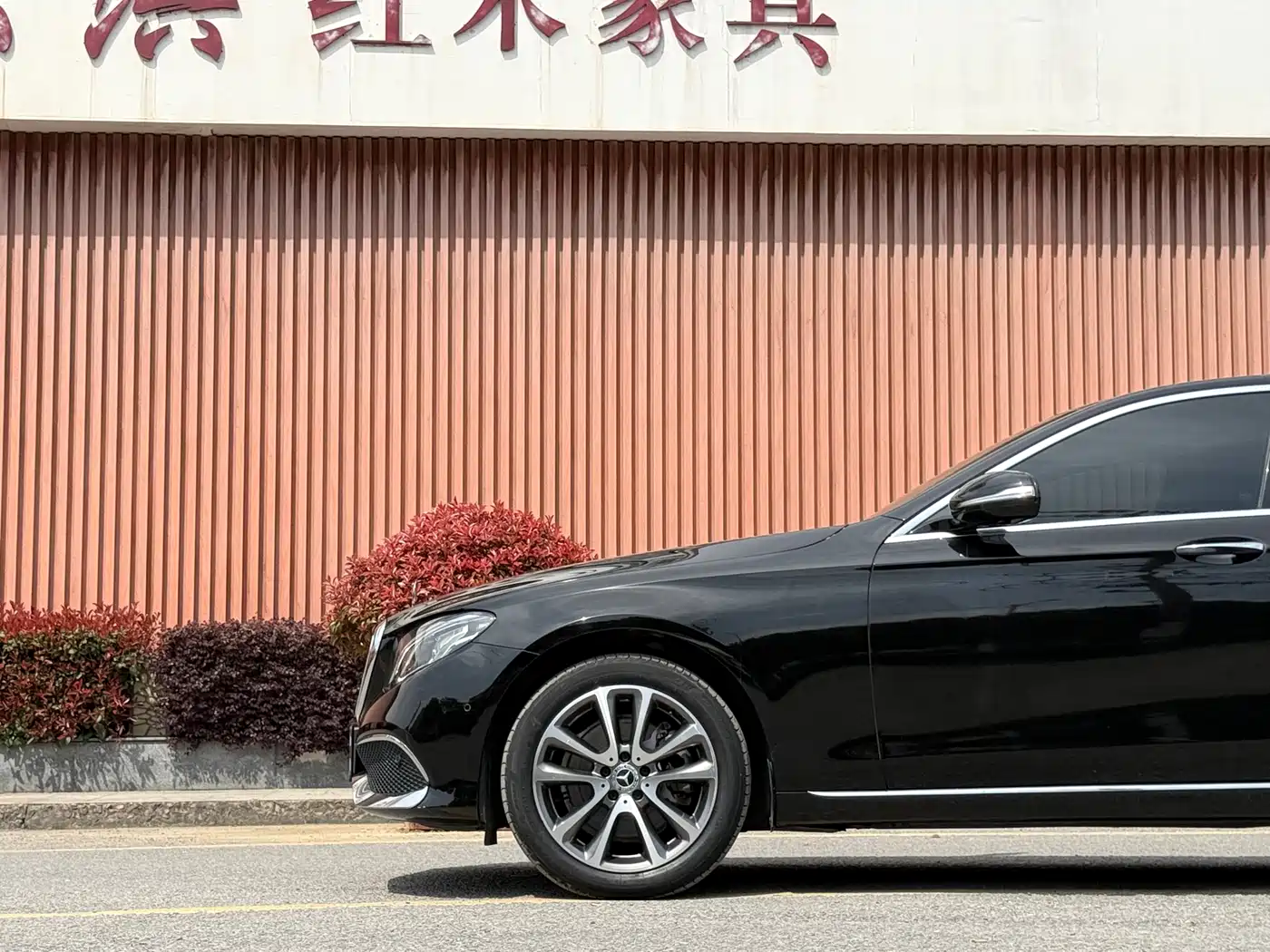 Mercedes-Benz E-Class 2018 Facelift E 200 L фото 3
