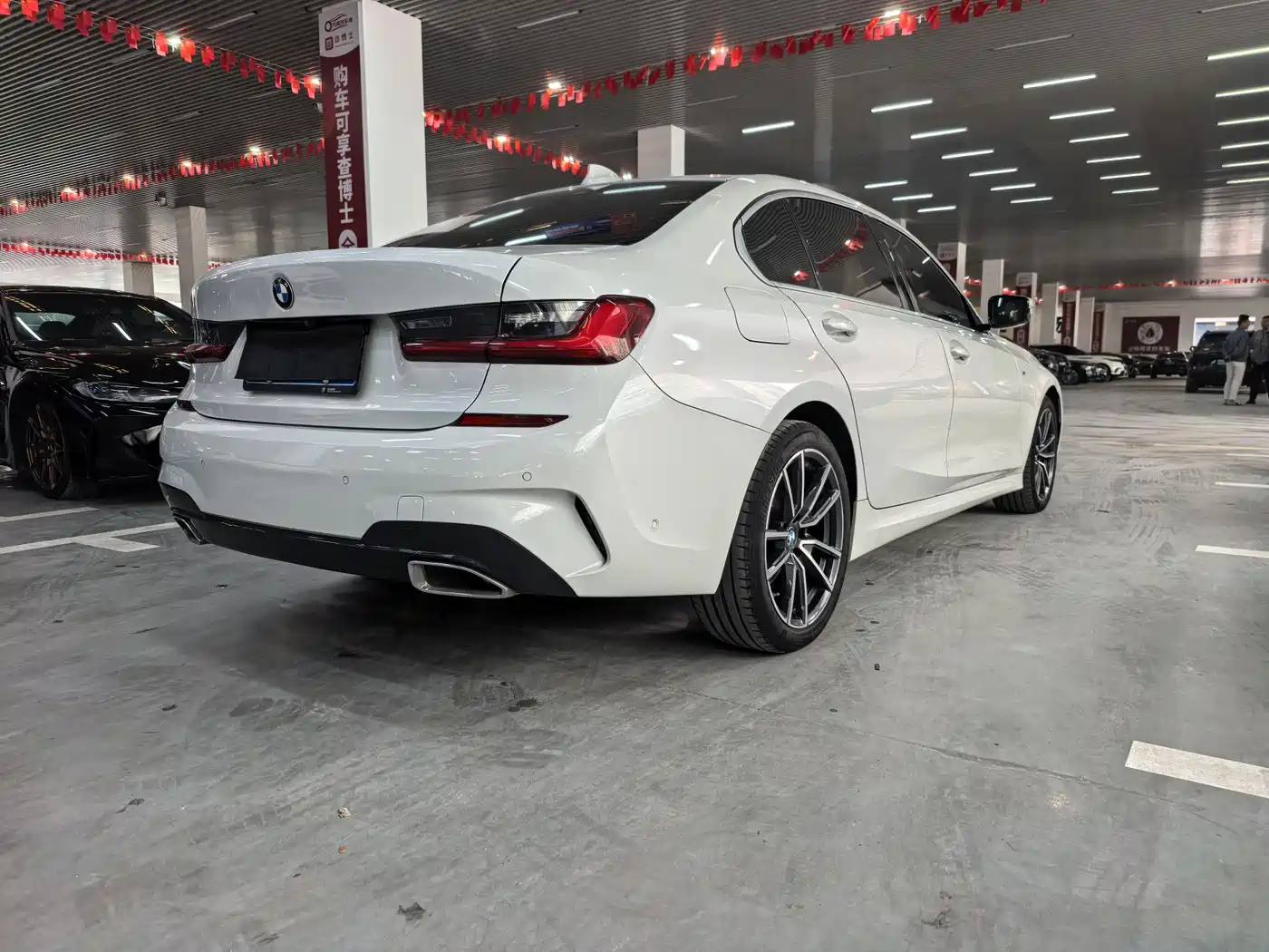 BMW 3 Series 2020 325Li M Sport Package фото 18