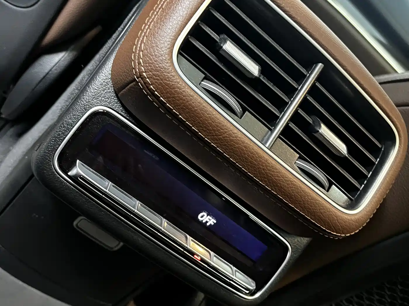 Mercedes-Benz GLE 2024 Facelift GLE 350 4MATIC Fashion фото 11