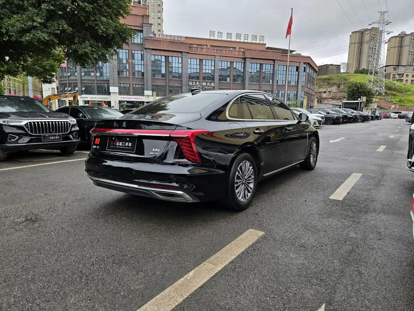 Hongqi H5 2023 1.5T DCT Smart Connect Flag Rhythm фото 5