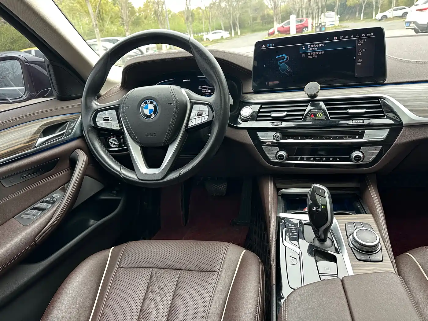 BMW 5 Series New Energy 2022 Facelift 535Le Luxury Package фото 14