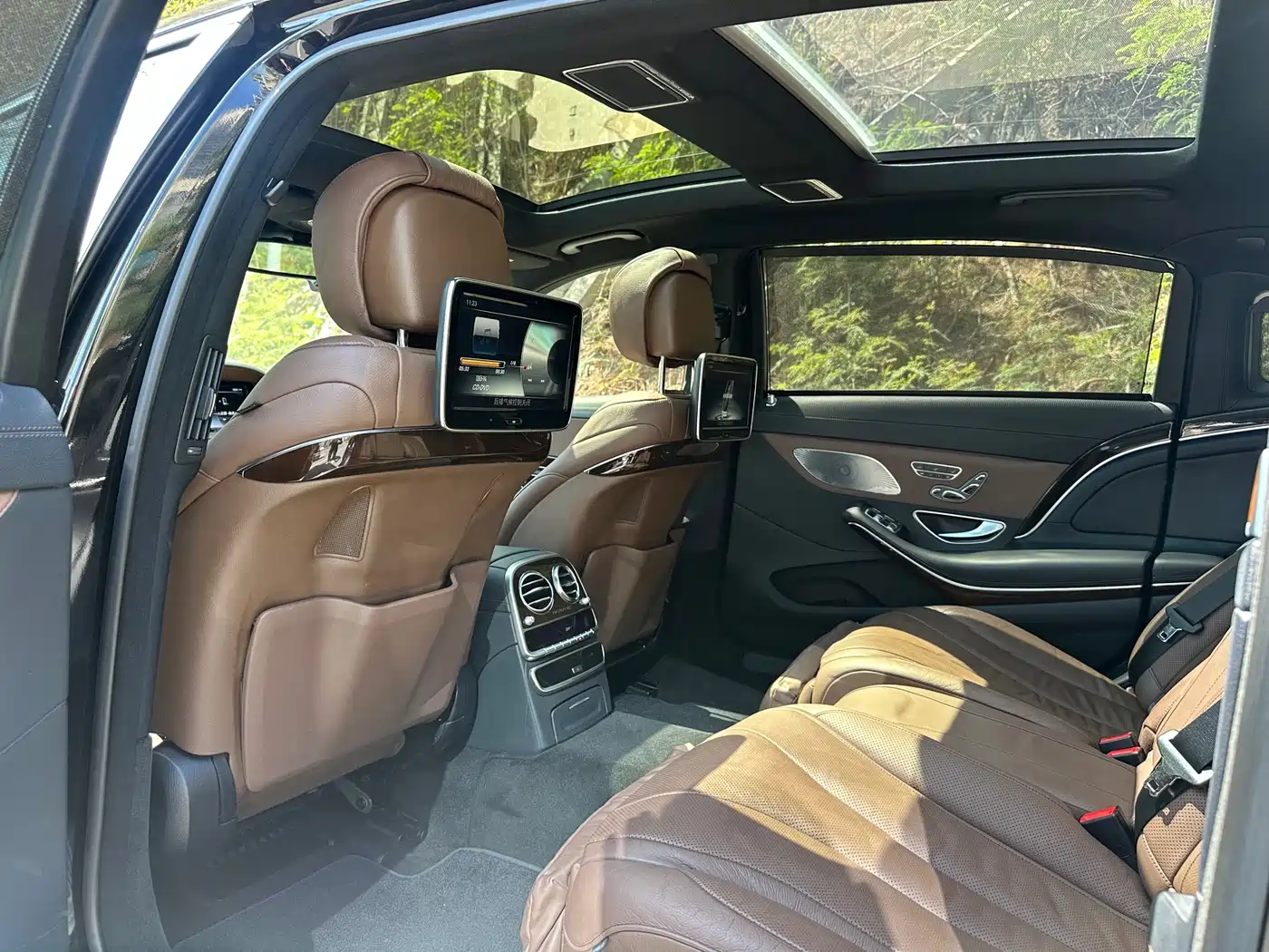 Mercedes-Benz Maybach S-Class 2015 S 400 4MATIC фото 16
