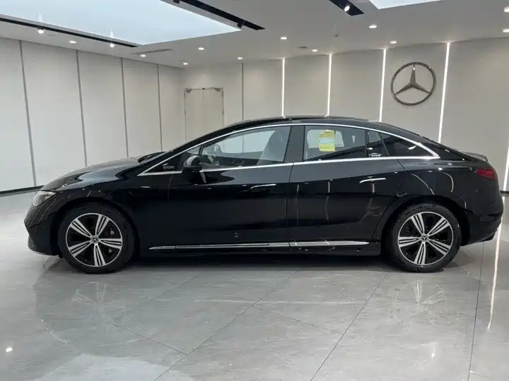 Mercedes-Benz EQE 2025 500 4MATIC Pioneer фото 4