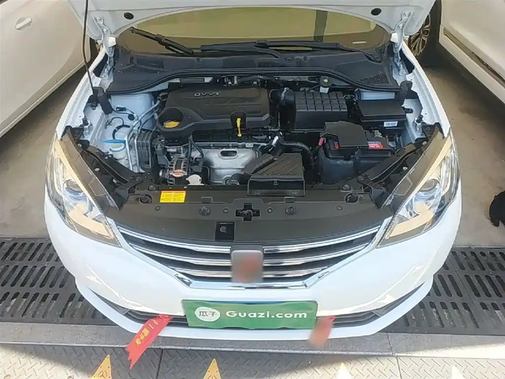 Roewe 360 2017 2017 1.5L Auto Luxury Edition