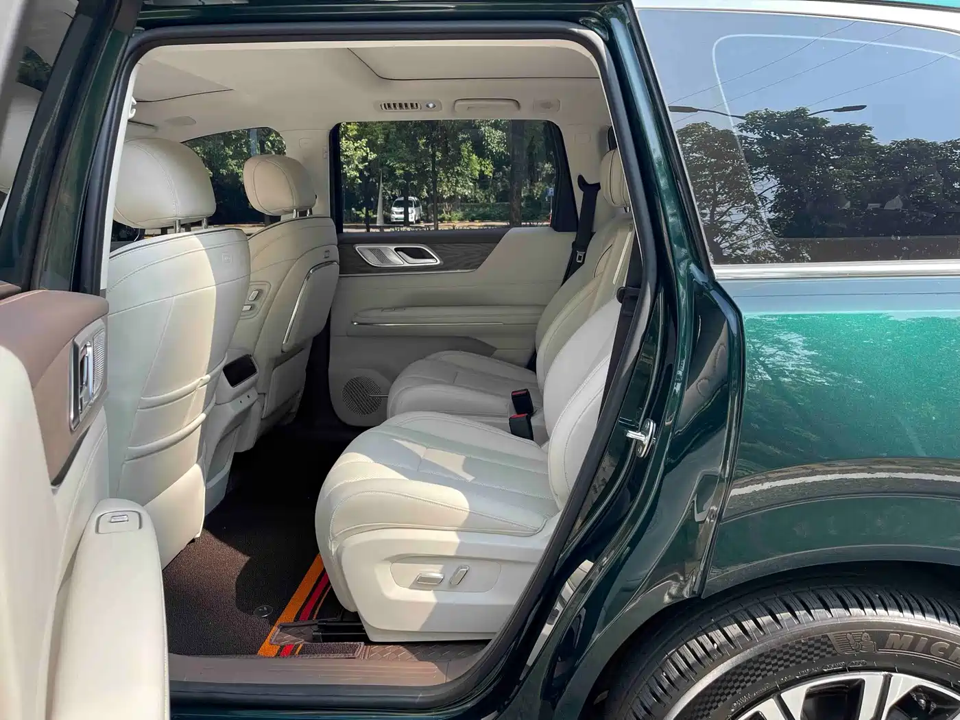 Wuling Motors Wuling Starlight L 2026 2026 1.5L Base Model
