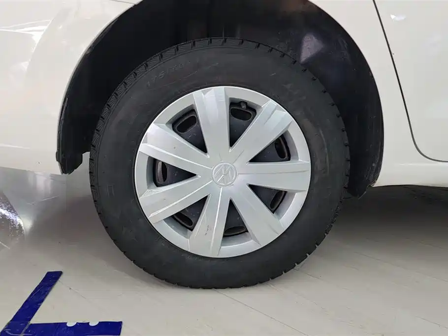 Volkswagen Jetta 2017 1.5L Manual Fashion фото 6