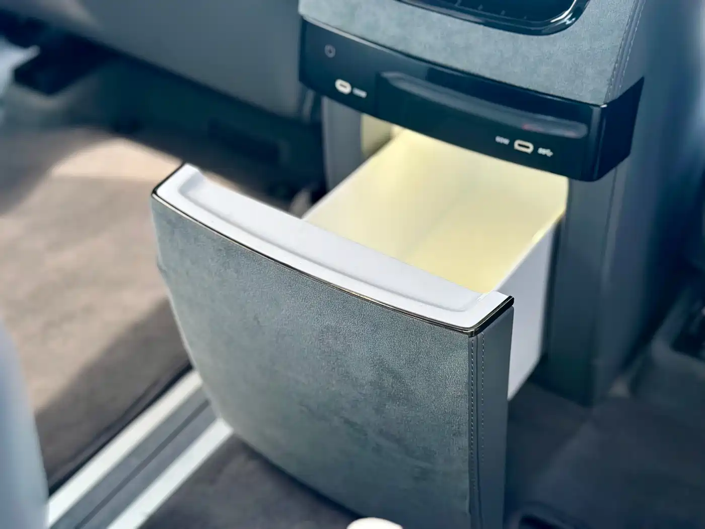 ZEEKR EXTREME KRYPTON 009