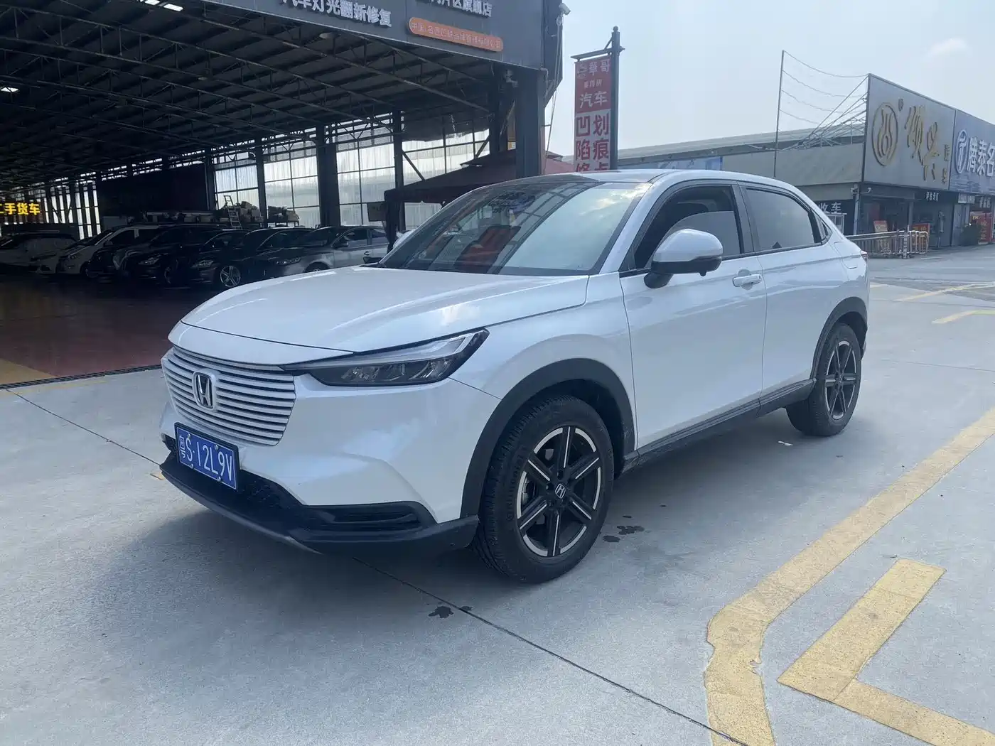 Honda Vezel 2023 1.5L CVT Pioneer Edition