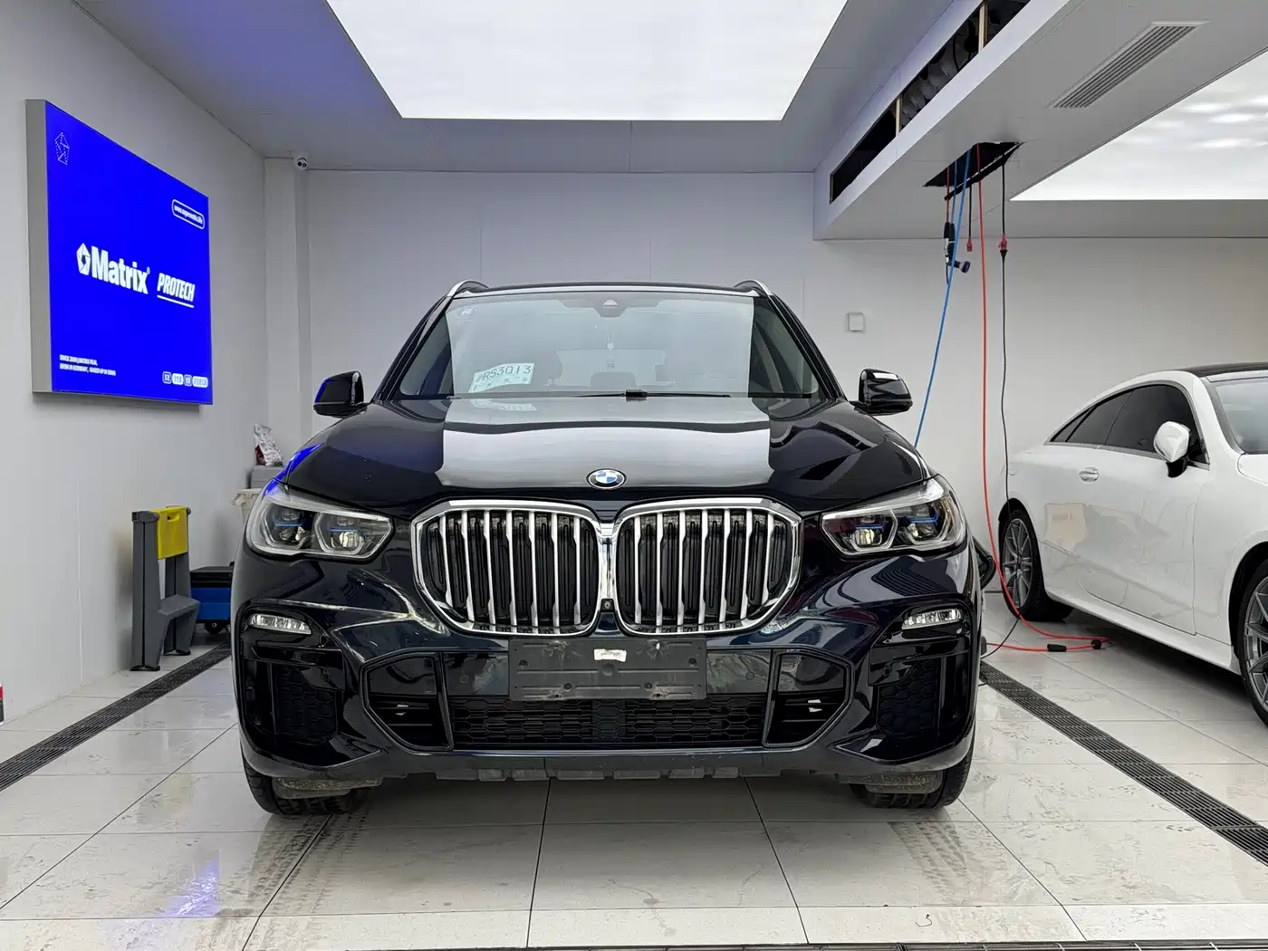 BMW X5 (Import) 2020 xDrive40i M Sport Package фото 2