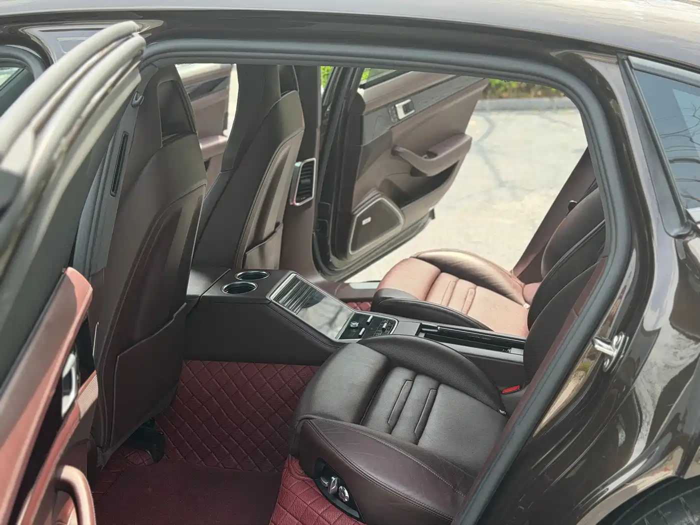 PORSCHE PANAMERA NEW ENERGY