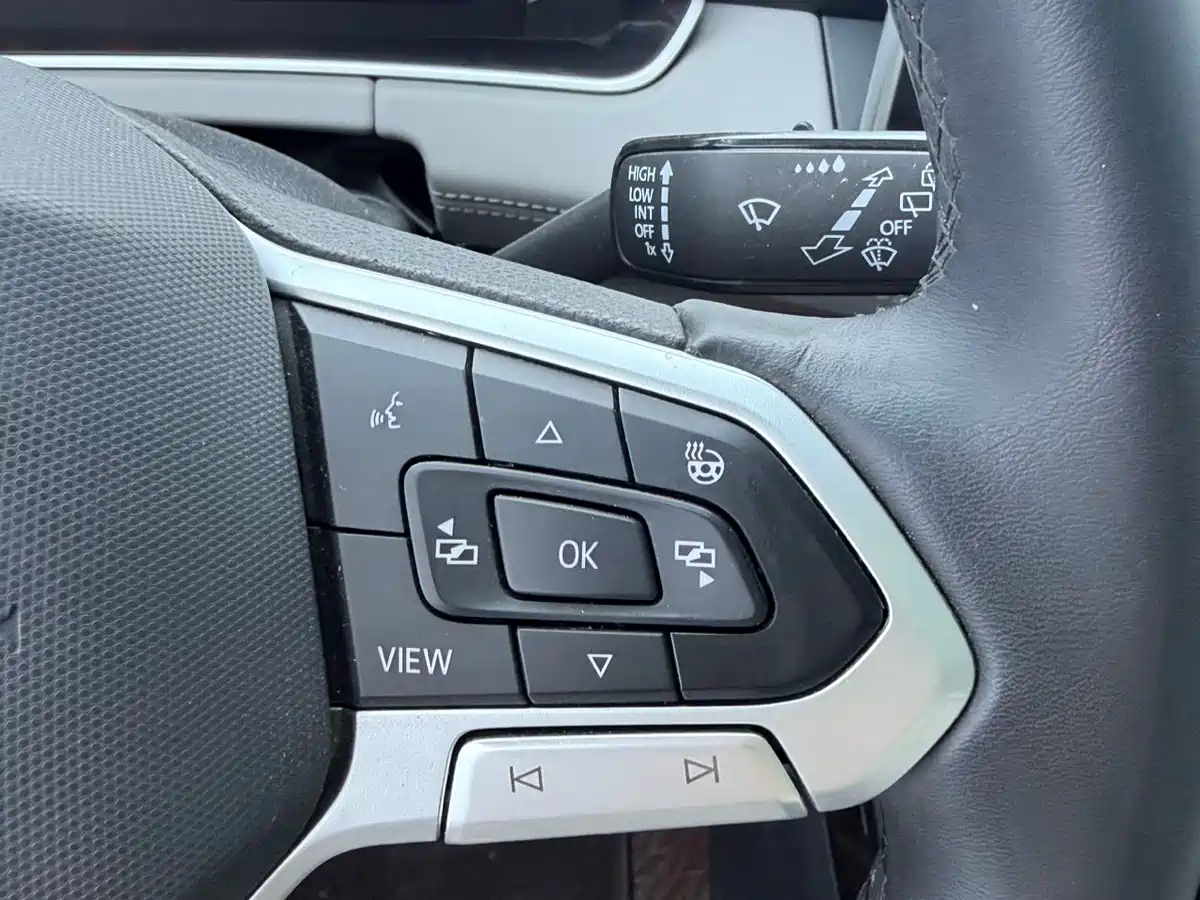 Volkswagen Tayron 2023 280TSI 2WD Luxury Plus Advanced Edition фото 9