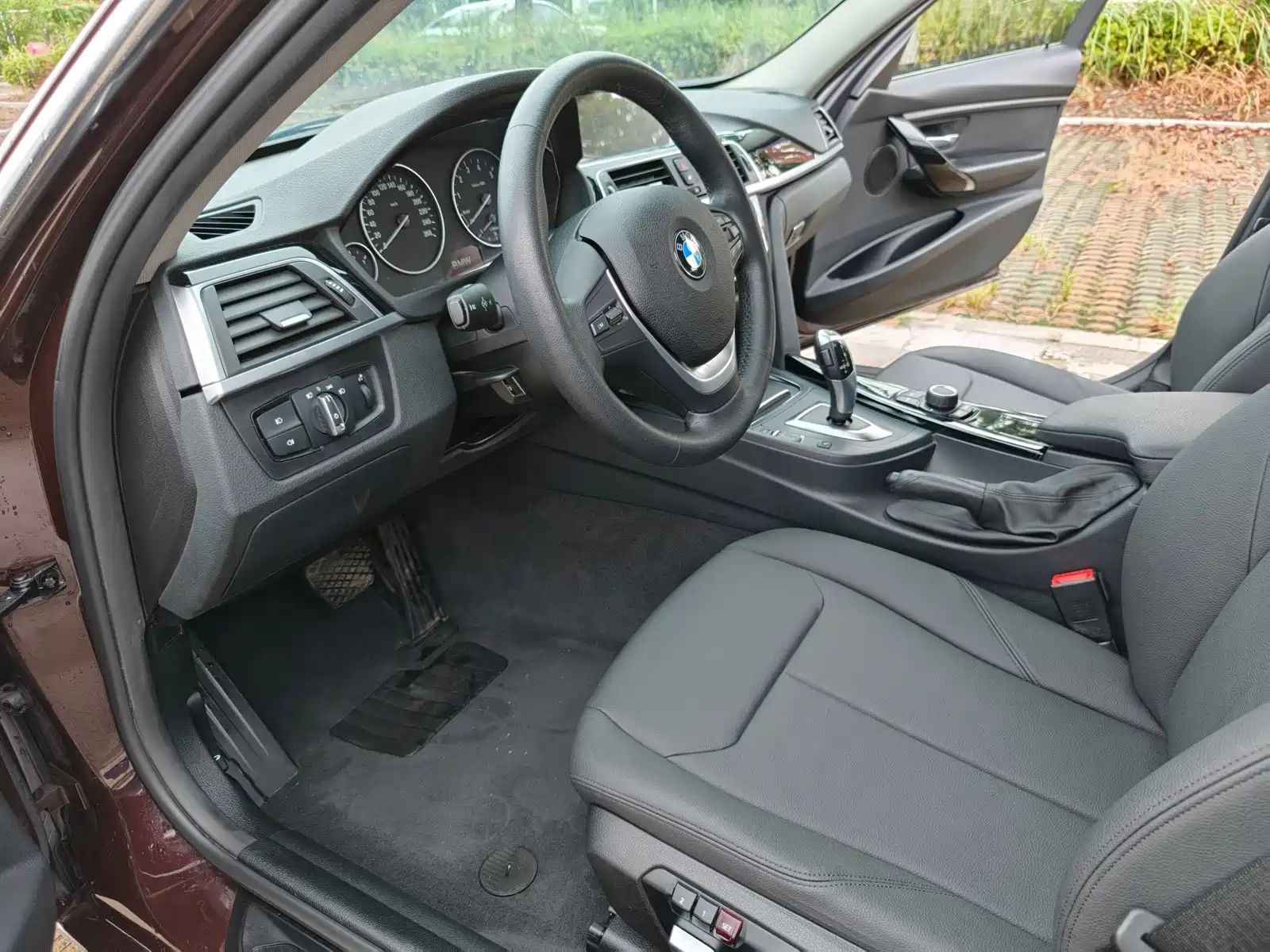 Фото 8 - BMW 3 Series