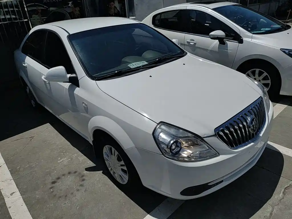 Buick Excelle 2015 1.5L Automatic Classic фото 4