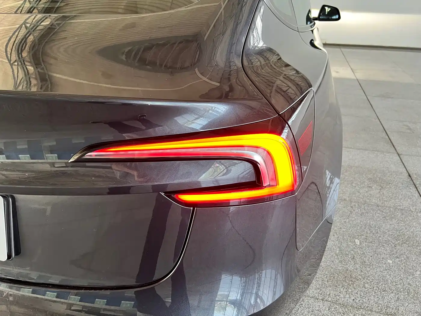 Фото 9 - Tesla Model 3