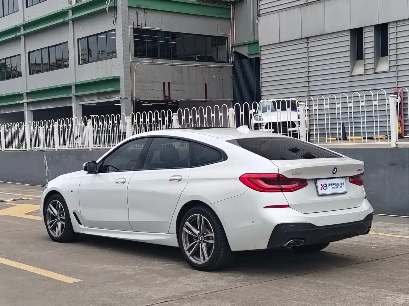BMW 6 Series GT 2019 630i M Sport Package фото 4
