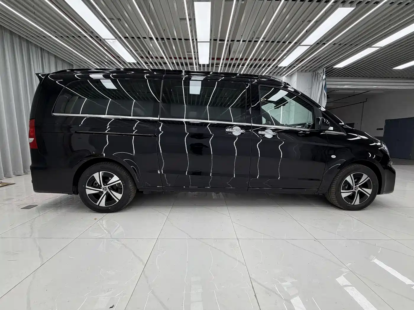 Mercedes-Benz Vito фото 3