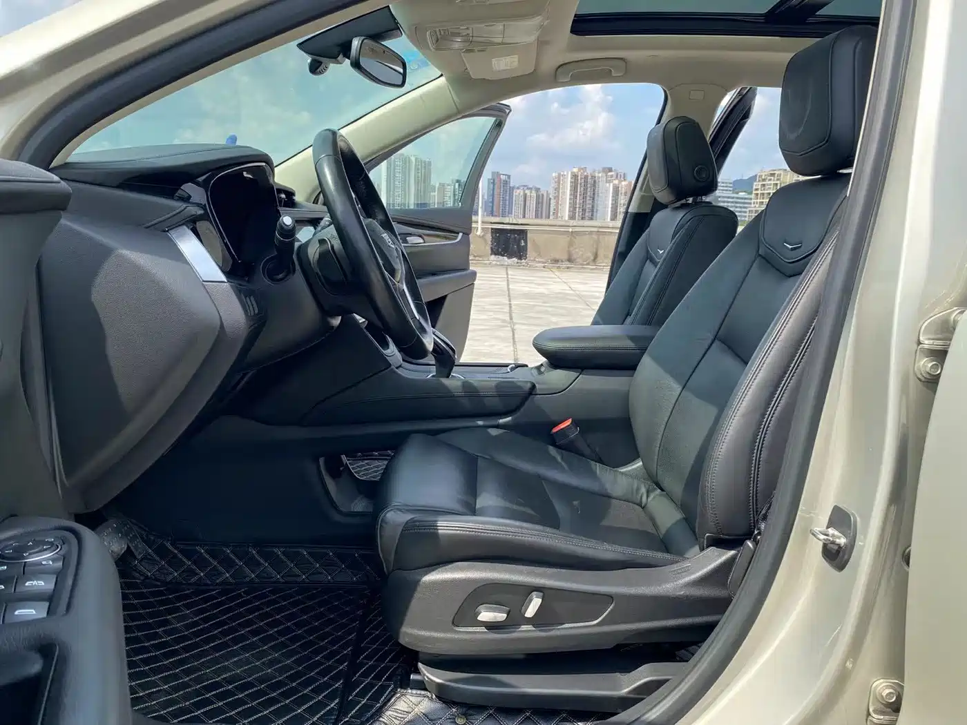 Cadillac XT5 2017 2017 Anniversary Edition 25T Luxury