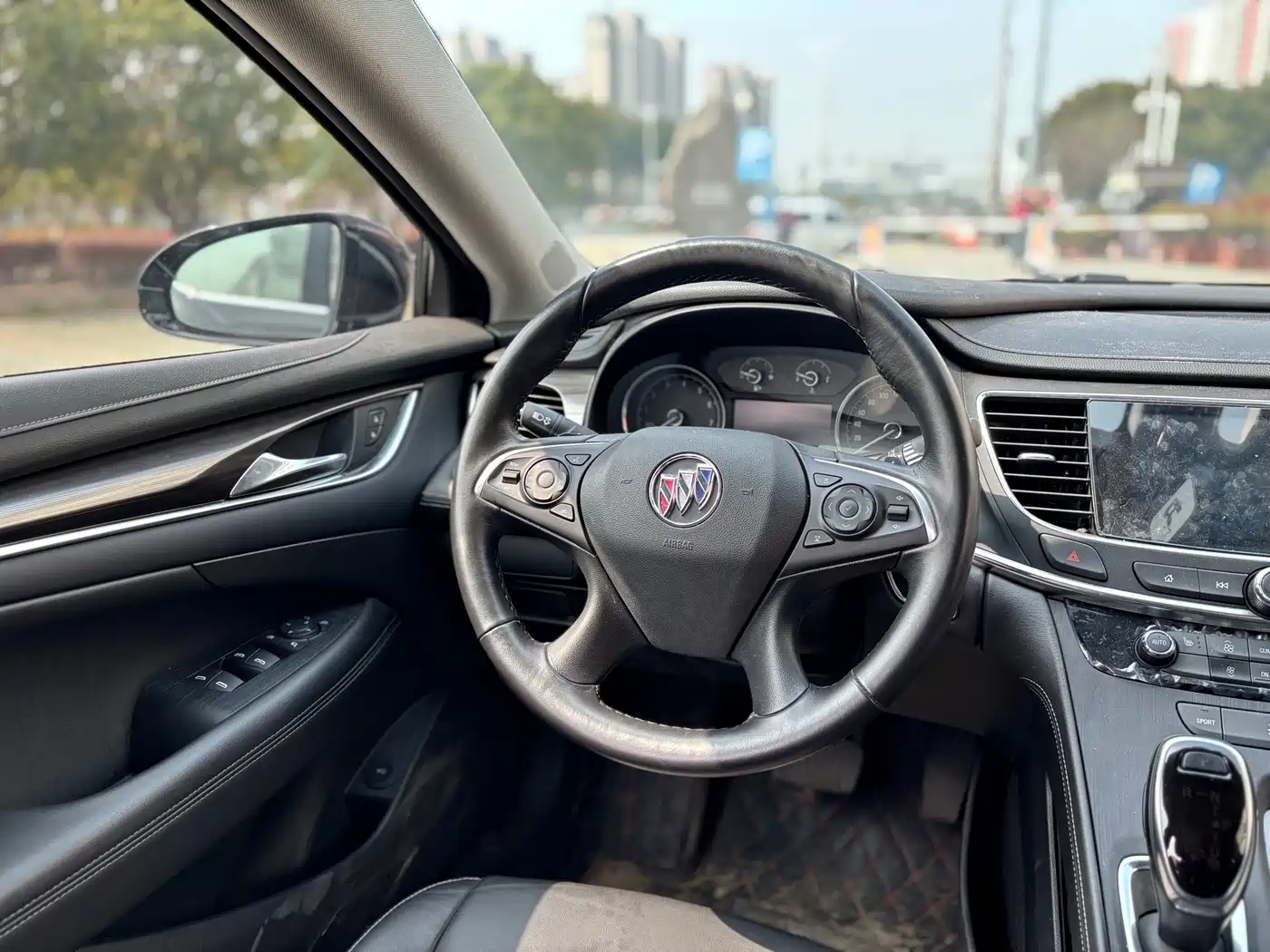 BUICK LACROSSE