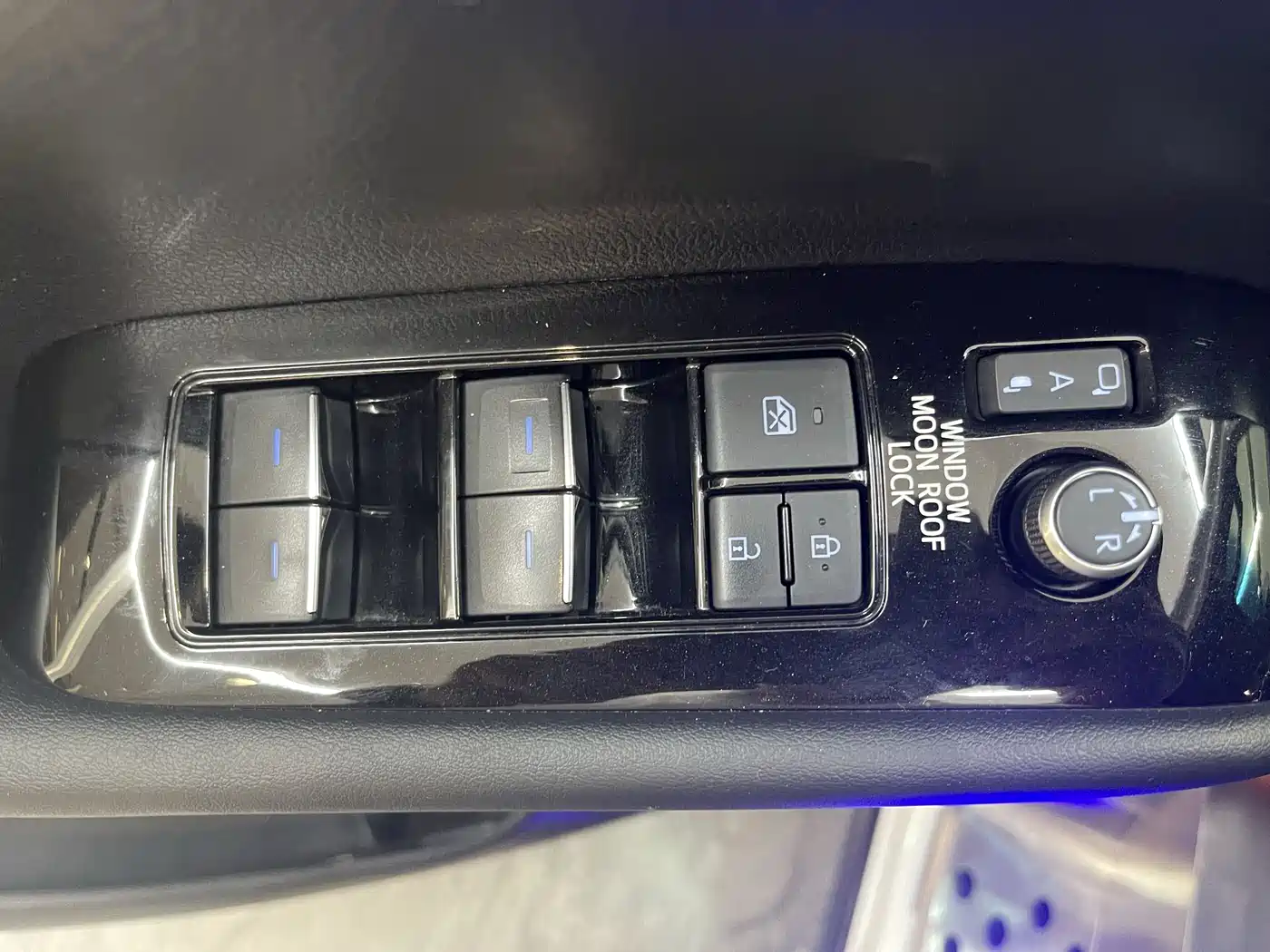 Toyota Alphard 2021 Hybrid 2.5L Premium фото 10
