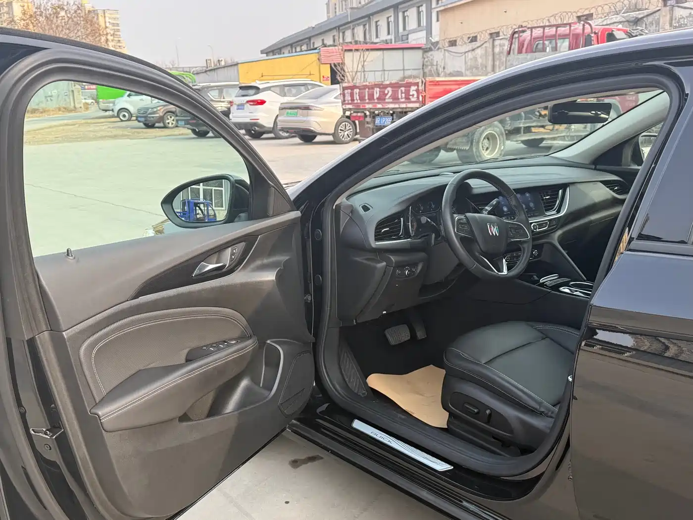 Buick Regal 2024 25T Ultra Comfort Edition фото 15