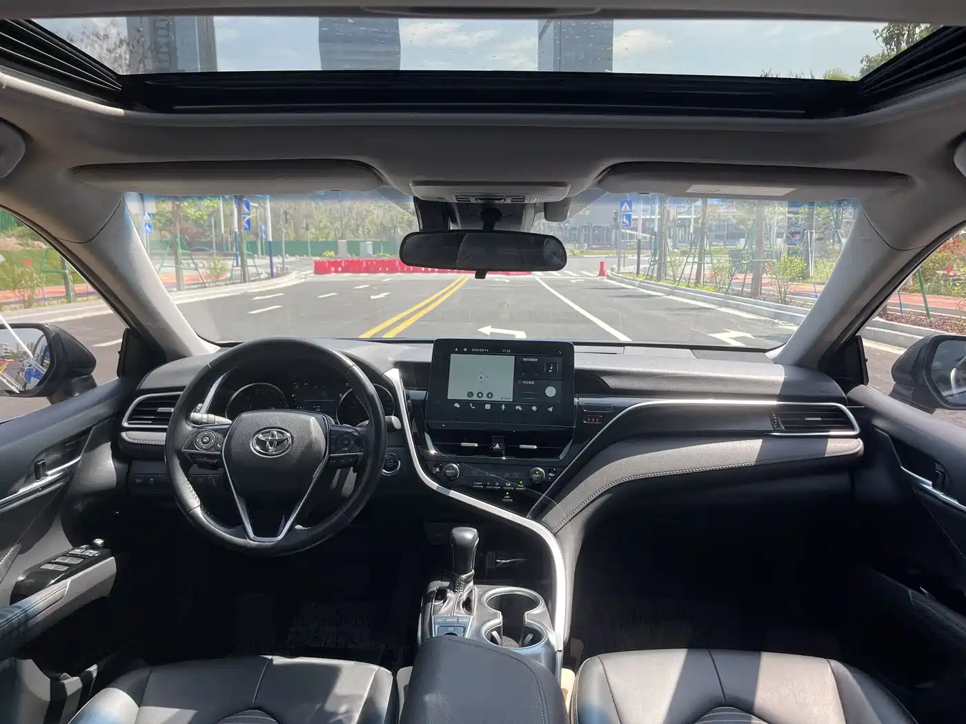 Toyota Camry 2022 2.0S Knight Edition фото 15