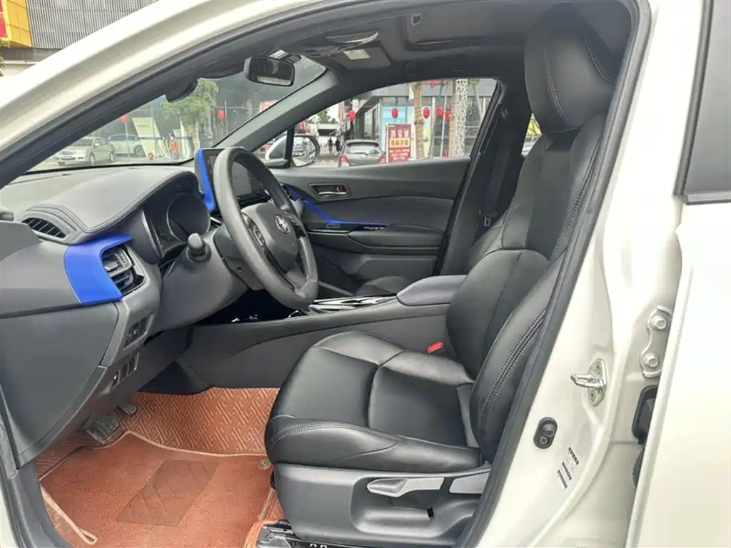 Toyota IZOA 2020 2.0L Yi Xiang Edition фото 9
