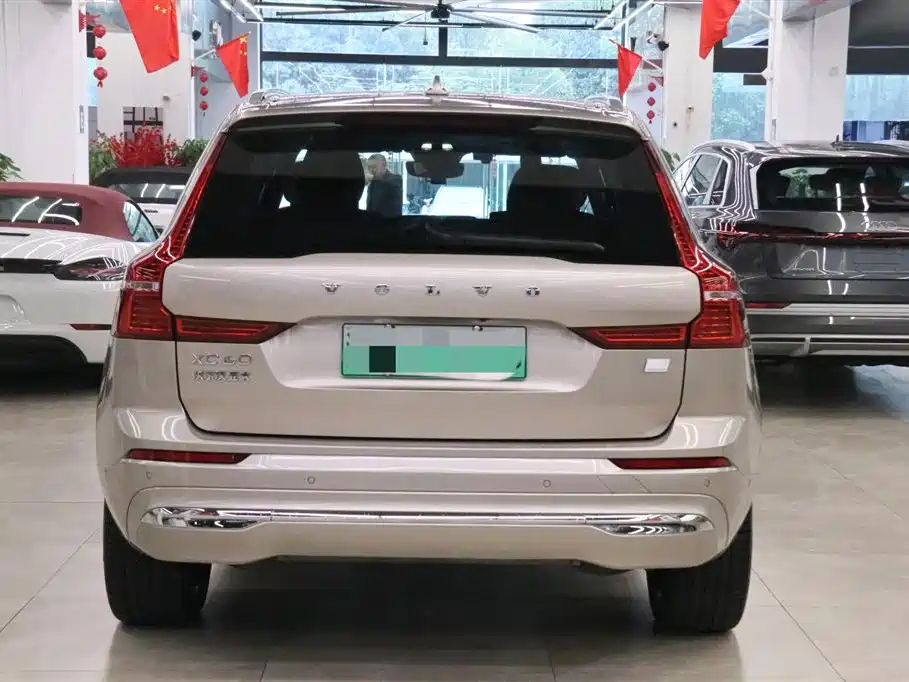 VOLVO XC60 PLUG IN HYBRID