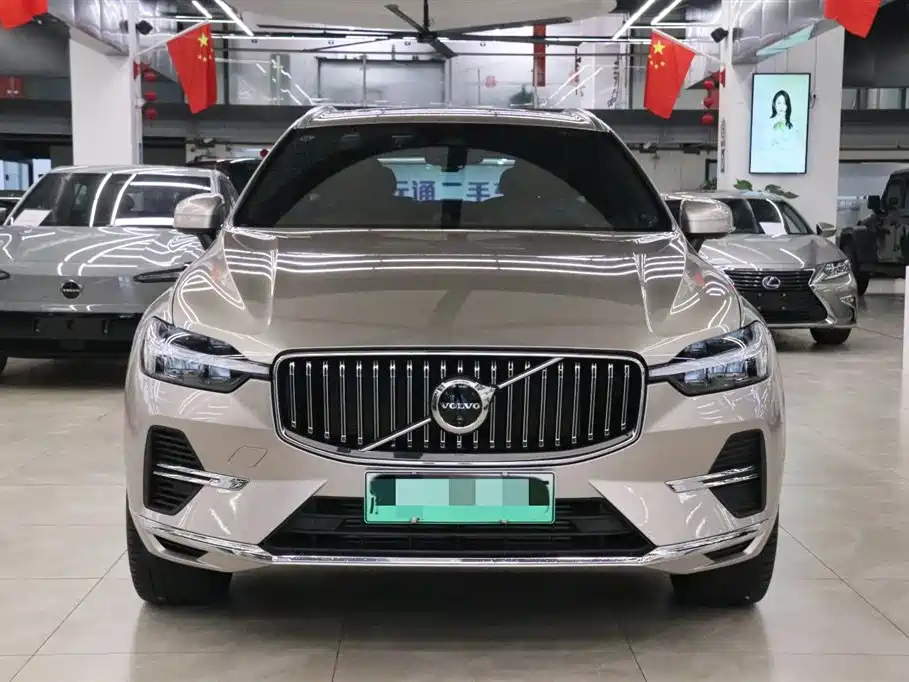 VOLVO XC60 PLUG IN HYBRID