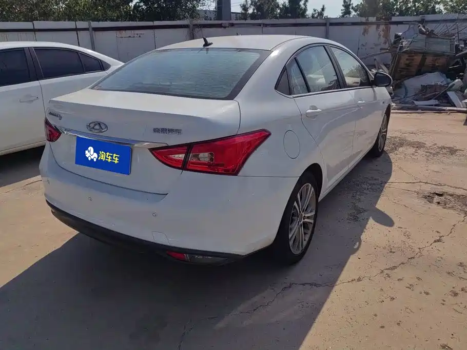 Фото 3 - Chery Arrizo 5