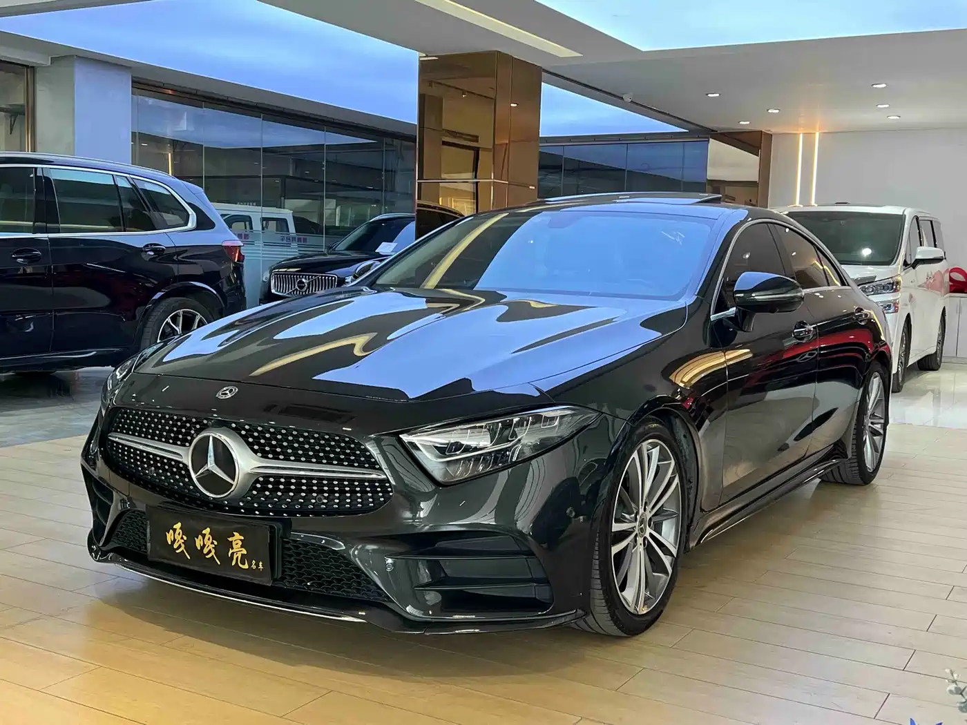 MERCEDES-BENZ CLS