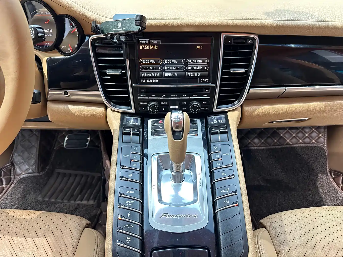 Porsche Panamera 2010 Panamera 3.6L фото 15