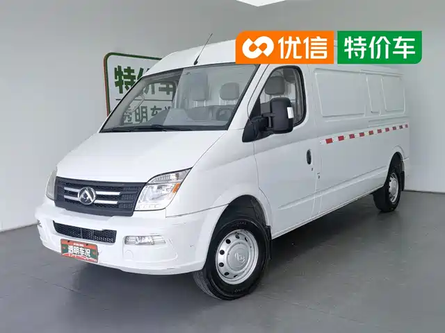 SAIC Maxus Xintu V80 2021 2.0T Manual Classic City Delivery King Long Wheelbase Medium Roof 3-seater