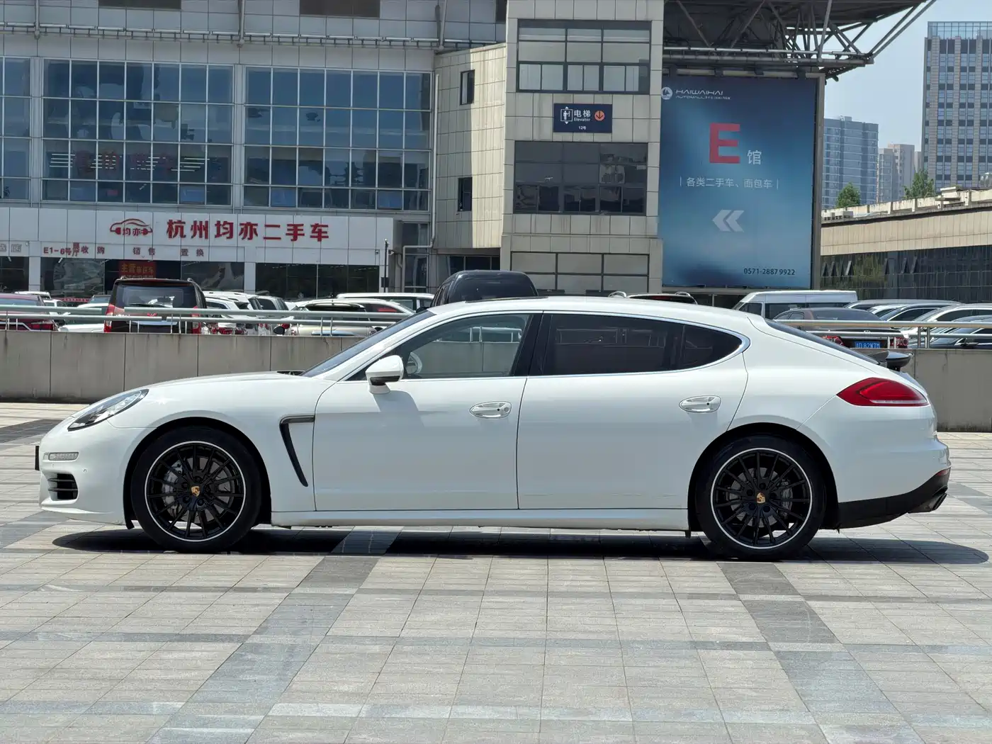 Porsche Panamera 2014 Panamera S Executive 3.0T фото 5