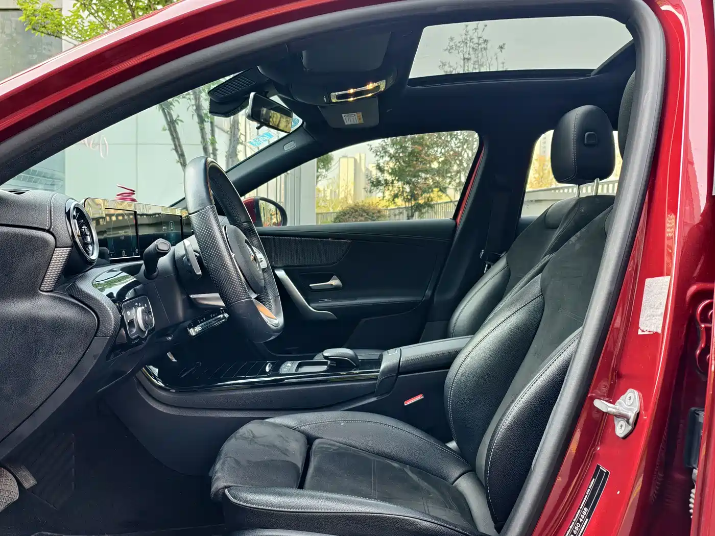 Mercedes-Benz A-Class 2019 A 180 L Sport Sedan фото 23