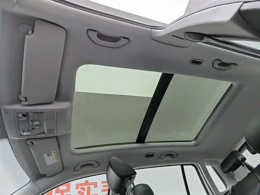 Volkswagen Tiguan 2016 Model 300TSI Automatic 4WD Trend Vision Edition фото 14