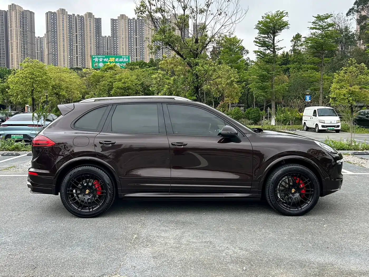 Porsche Cayenne 2016 Cayenne Platinum Edition 3.0T фото 8