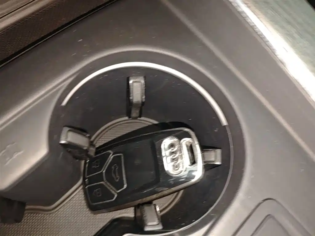 Audi A4L 2017 45 TFSI quattro Style Edition фото 9