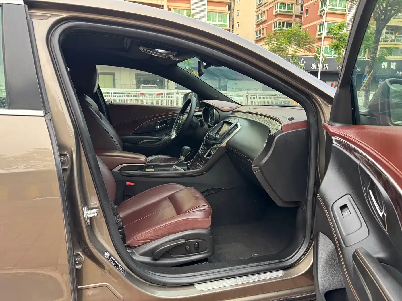 Buick LaCrosse 2013 2.4L SIDI Luxury Comfort фото 8