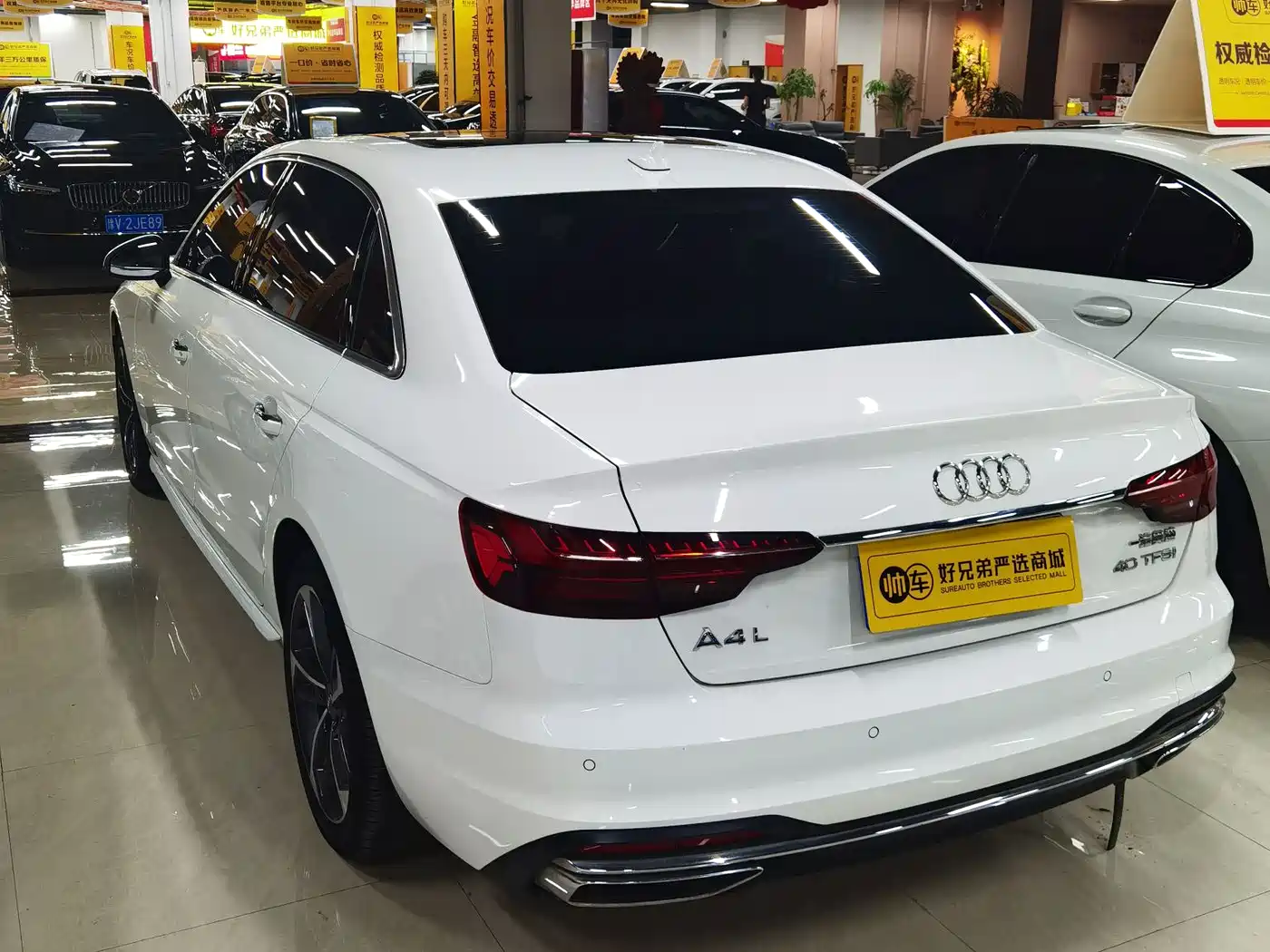 Audi A4L 2022 40 TFSI Fashion Elegance фото 6