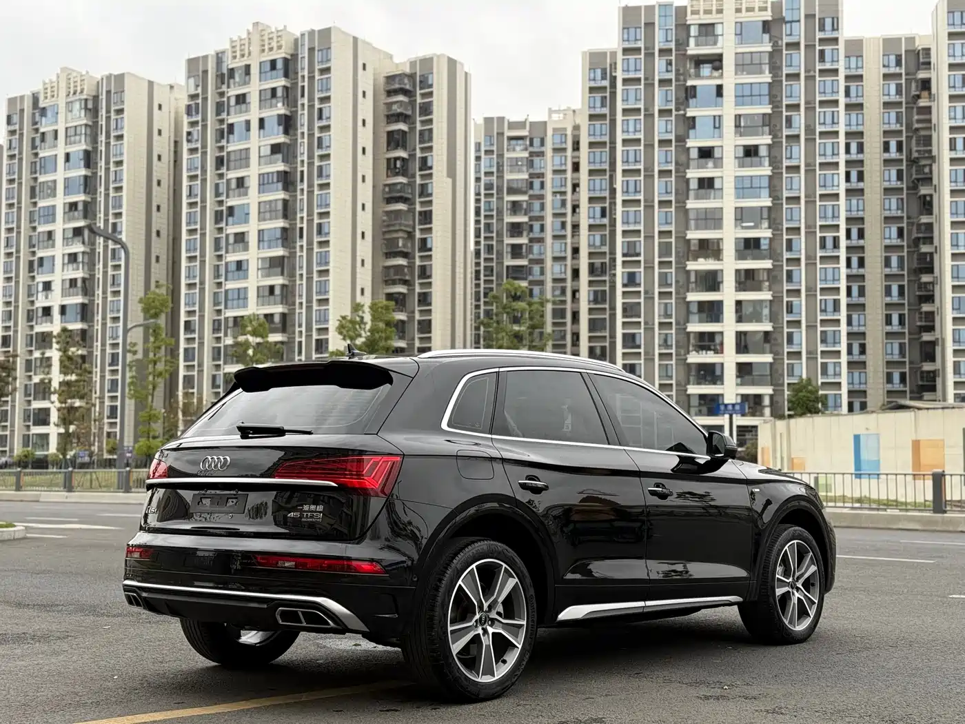 Audi Q5L 2022 Facelift 45T Luxury Dynamic фото 7
