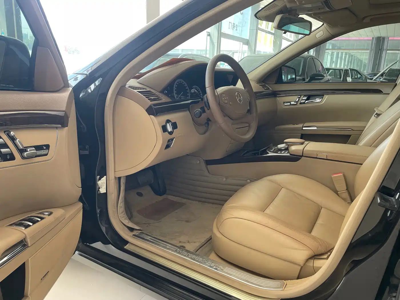 Mercedes-Benz S-Class 2012 S 300 L Business Grand Edition фото 4
