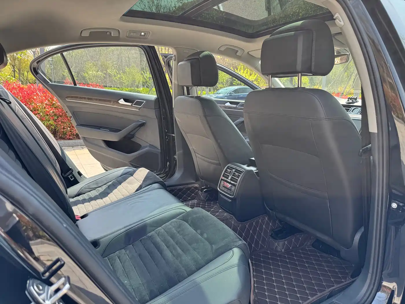 Volkswagen Magotan 2017 330TSI DSG Luxury фото 12