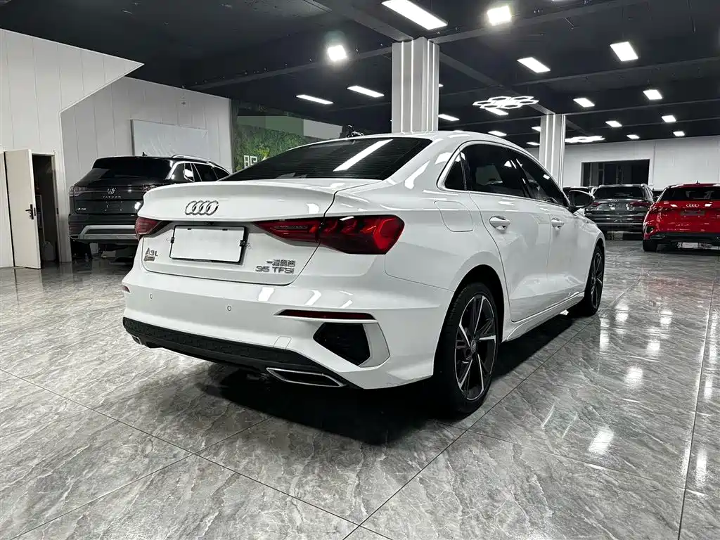 Audi A3 2021 A3L Limousine 35 TFSI Fashion Sport фото 4